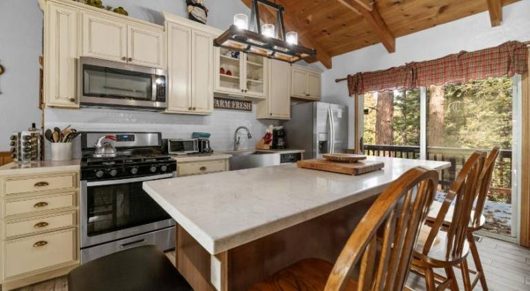Vacation home with BBQ — photo 3