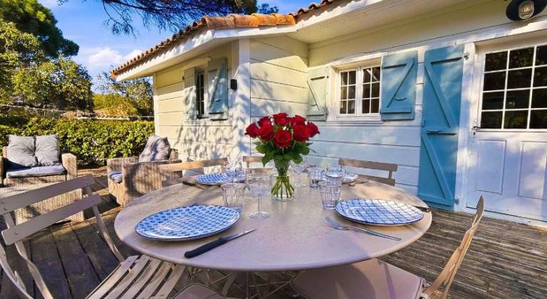 Beautiful holiday apartment with pool, garden & terrace | Pet-friendly — photo 3