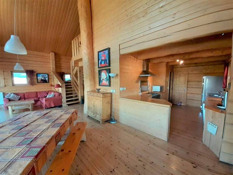 Lovely chalet with patio & fast internet | Next to the ski | Pets allowed — photo 3