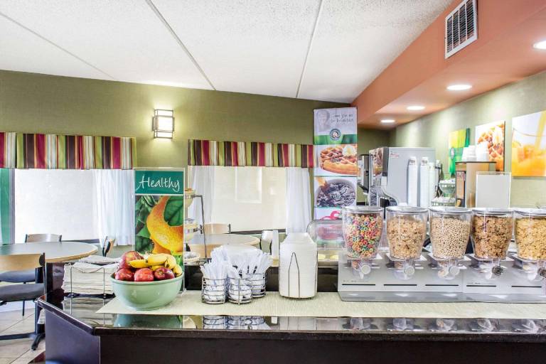Quality Inn Selma - Smithfield — photo 5