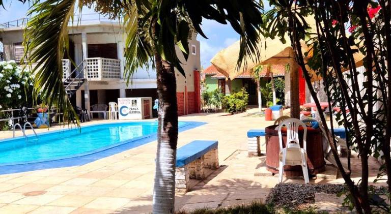 Vacation home with barbeque, garden & patio in Aracati