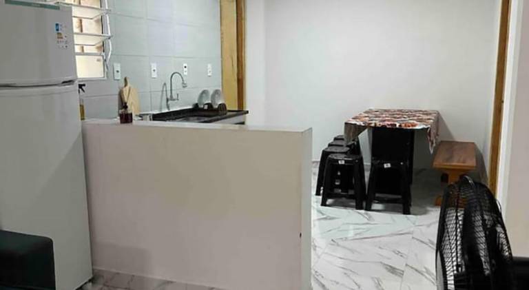 Apartment with pool — photo 4
