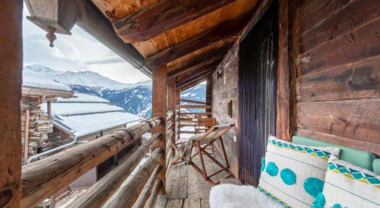 Chalet with 4 rooms for 10 persons — photo 4