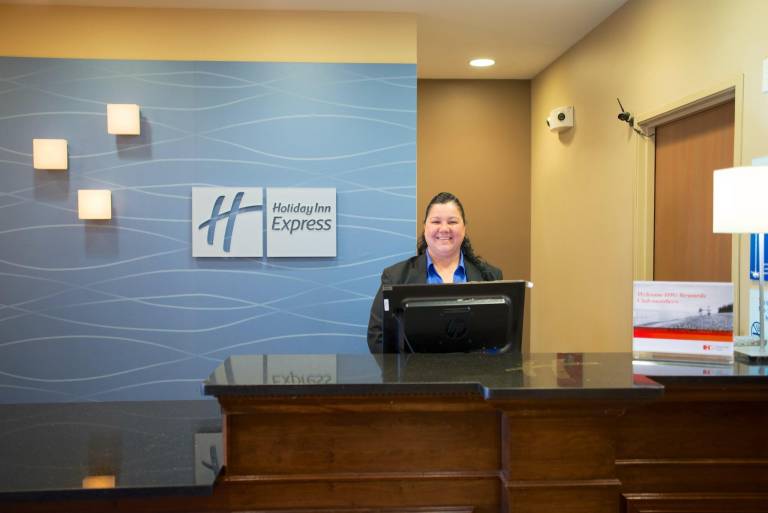 Holiday Inn Express Devils Lake By IHG — photo 5