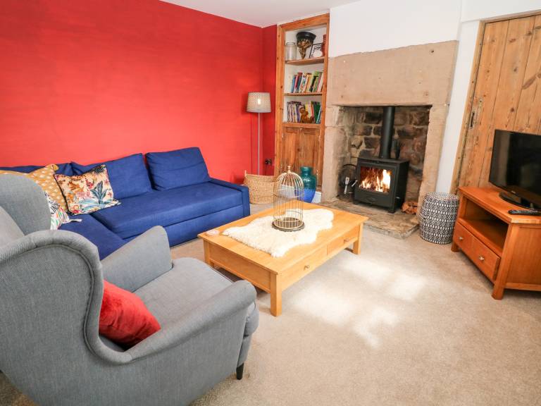 Fully equipped cottage with yard | Pet-friendly — photo 4
