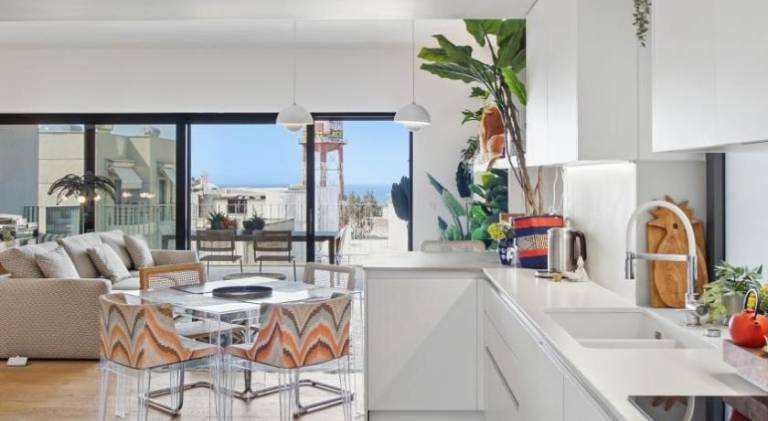Apartment with terrace | Perfect for remote work in Glyfada
