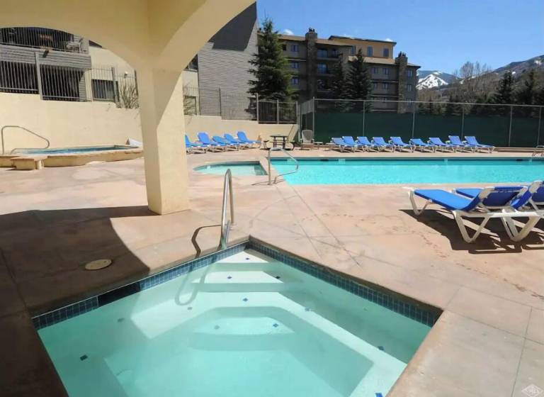 Condo Avon