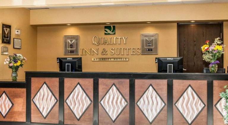 Quality Inn & Suites Mattoon South — photo 5