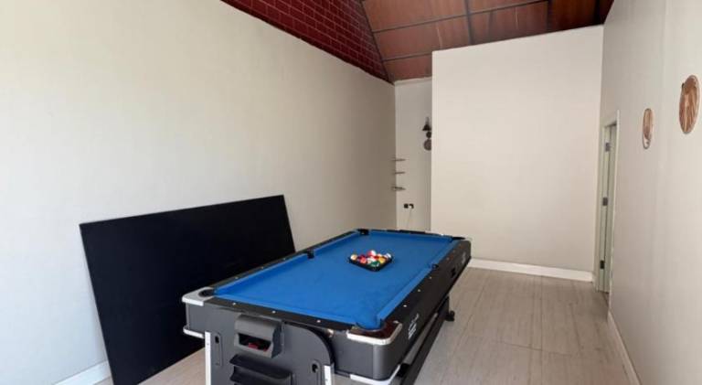Lovely chalet with jacuzzi & terrace | Pets are welcome — photo 5