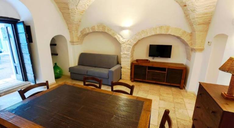 Apartment with 2 rooms for 6 persons — photo 4