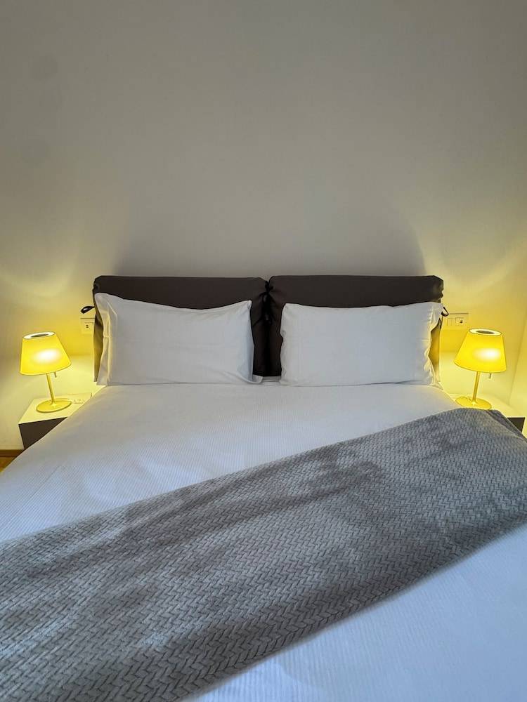 Bed and Breakfast Varallo Pombia