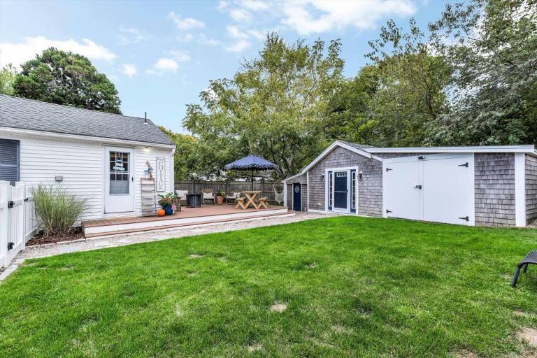 NEW for 2026 - South of 28 Charmer, with detached Guest Suite, Minutes to Beaches & Dog Friendly! — photo 3