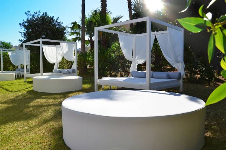 Aparthotel  Platja d'en Bossa