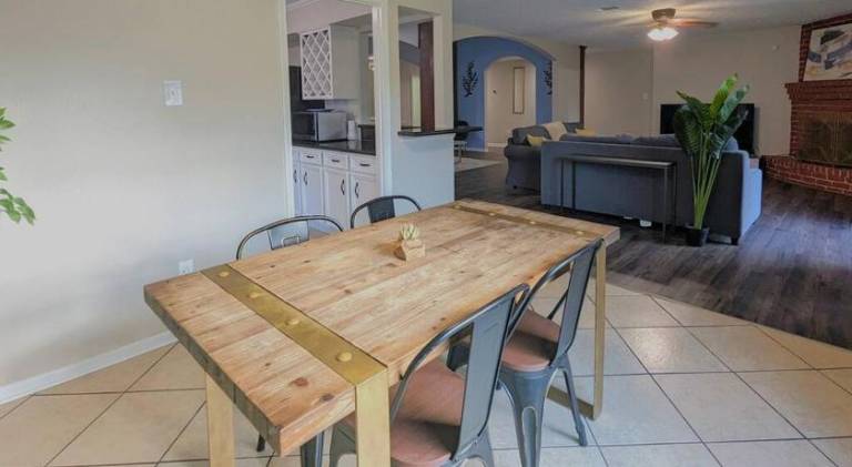 Big vacation home | Pets are welcome — photo 4
