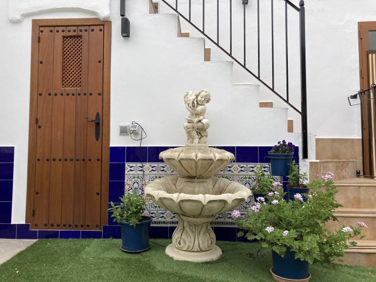 Child-friendly vacation home with terrace, grill & jacuzzi | City view | Pets are welcome in Cuenca