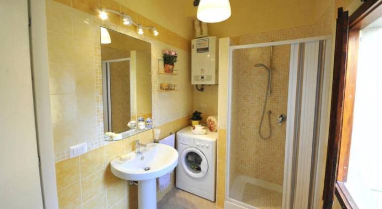 House with 2 rooms for 4 persons — photo 4