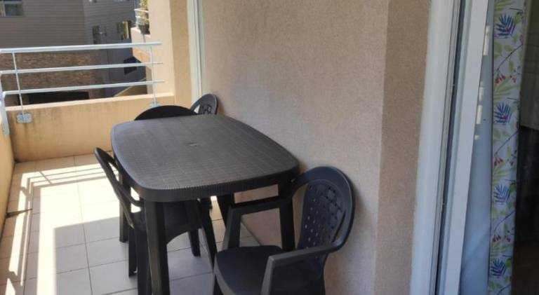 Fully equipped rental apartment with terrace & pool | Close to the beach | Pets allowed — photo 5