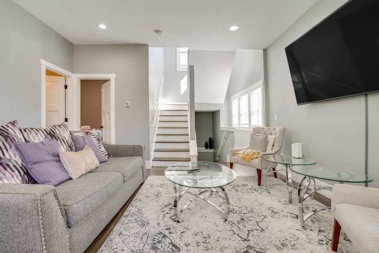 Pet Friendly Minneapolis Home 6 Mi to Dtwn