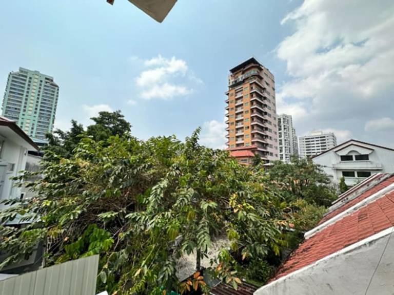 Bed & Breakfast Khlong Toei