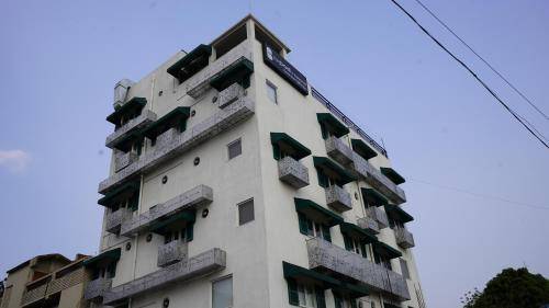 POD N BEYOND SMART HOTEL BISTUPUR