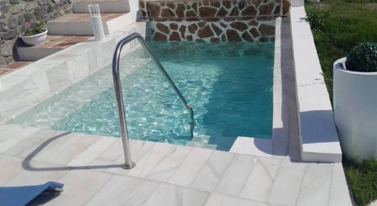 Villa with hot tub & pool | Beach nearby | Pet-friendly in Almunecar