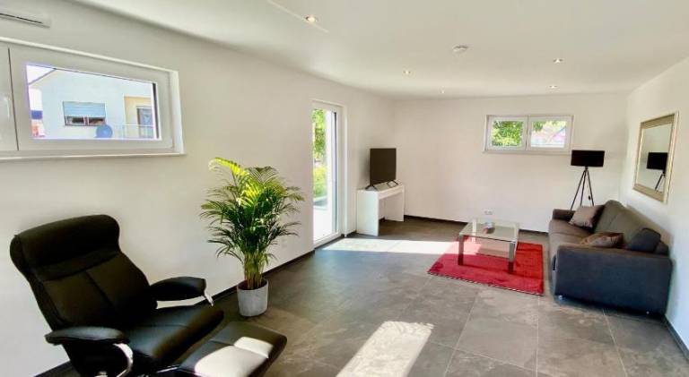 Beautiful holiday apartment with garden & terrace | Suitable for remote work | Pet-friendly — photo 3