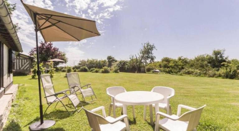 Lovely house with BBQ & yard | Pets allowed — photo 3