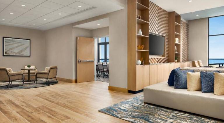 Hyatt Place Virginia Beach Oceanfront — photo 4