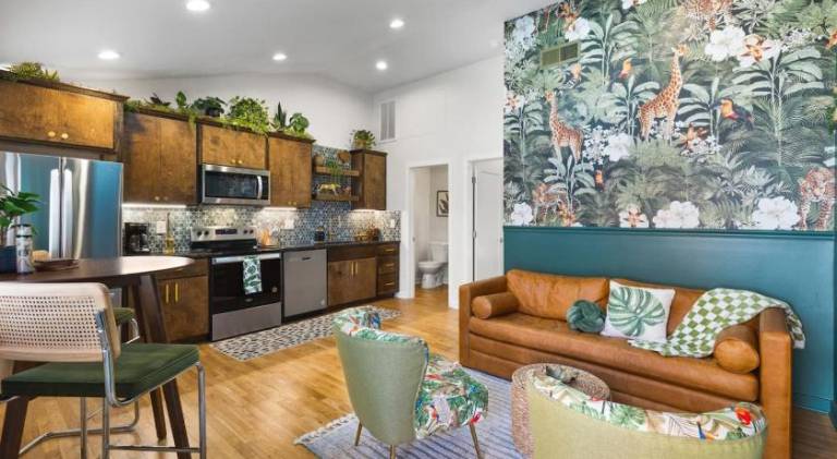 Fully equipped vacation home | Dogs allowed in Nashville, TN