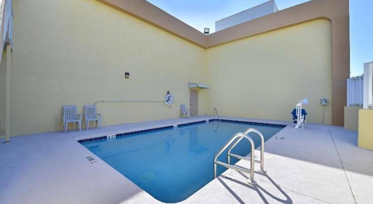 Travel Inn Winter Haven — photo 3