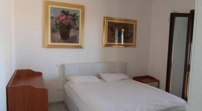 Rental apartment with 1 room for 4 persons — photo 2