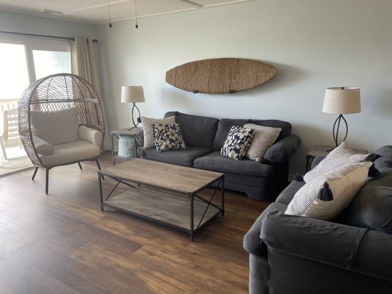 House Topsail Beach