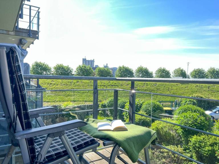 Modernes Apartment mit Balkon, Aufzug und Top-Ausstattung in bester Lage in Büsum in Büsum
