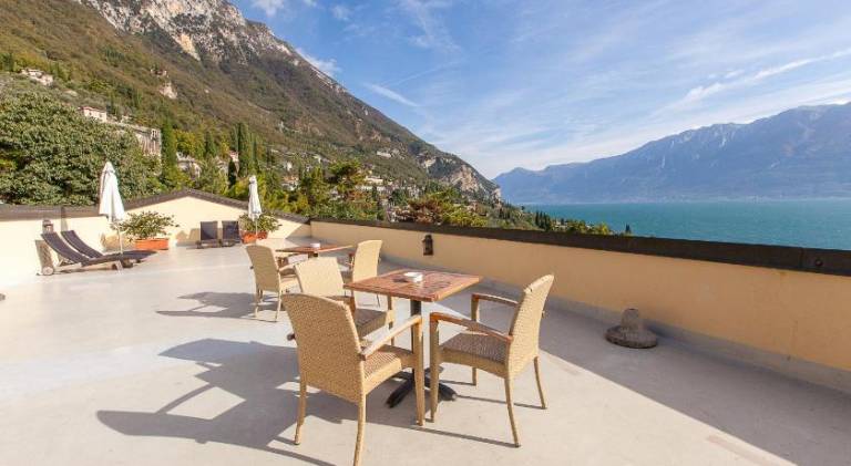 Hotel Meandro - Lake View — photo 3