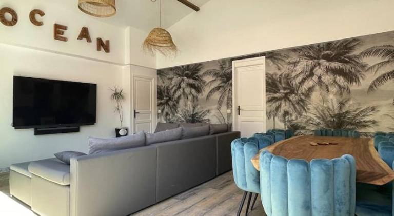 Pleasant villa with pool | Pets allowed — photo 2