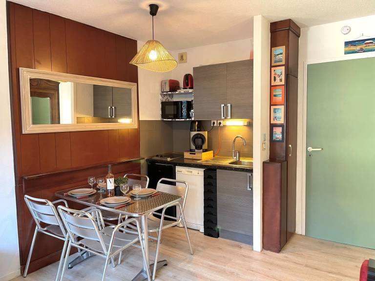 Rental apartment with 1 room for 4 persons — photo 5