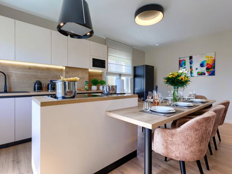 Fully equipped beautiful apartment with patio & garden | Sea view | Next to the beach | Pet-friendly — photo 2