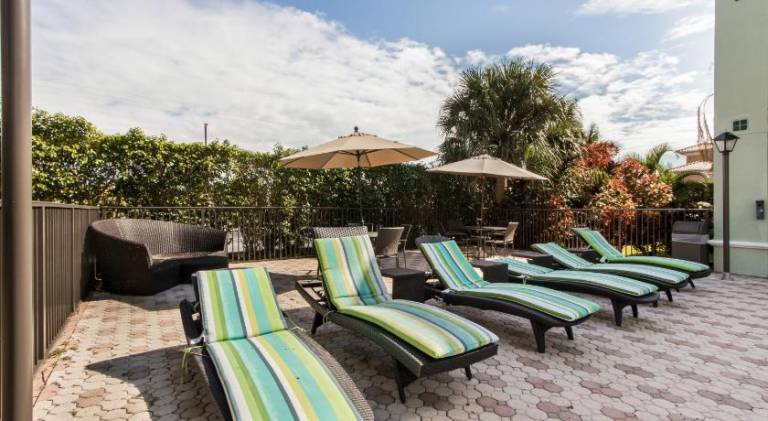 Boca By The Sea Hotel — photo 3