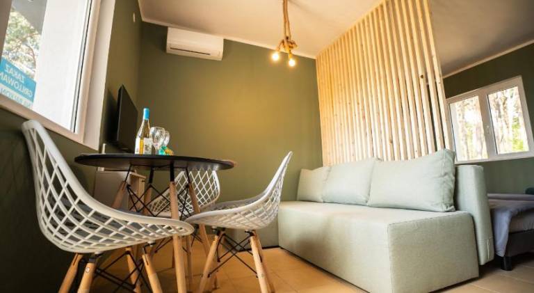 Rental apartment with yard, terrace & BBQ — photo 3