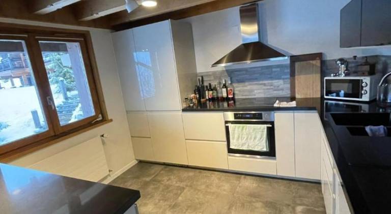 Apartment with 5 rooms for 12 persons — photo 3