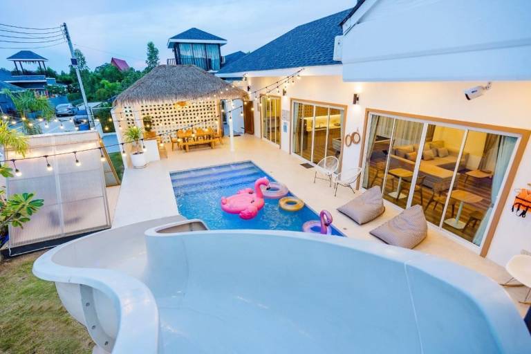 Pool House Pool Villa Cha-Am in Phetchaburi