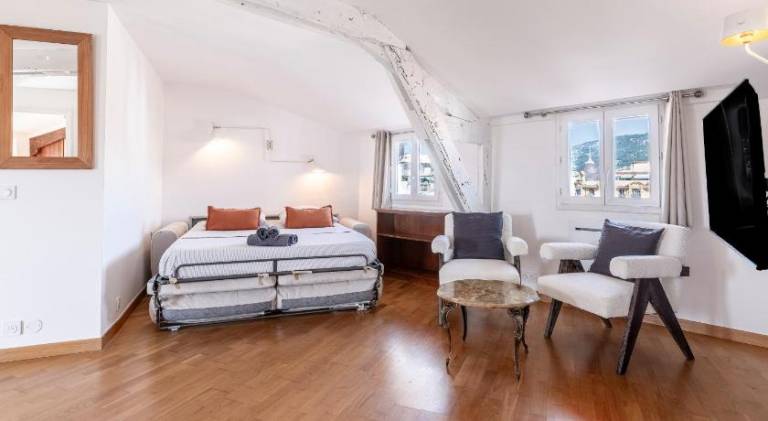 Fully equipped rental apartment | Close to Castle Hill | Beach nearby | Good for workation | Pets allowed — photo 2