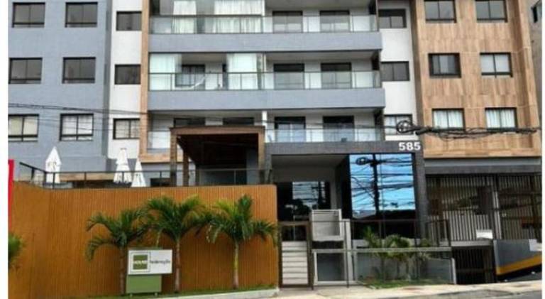 Apartment with terrace & pool | Perfect for remote work in Brotas