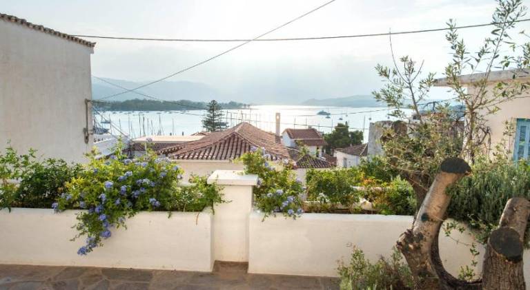 Holiday apartment with yard & patio | Pets are welcome — photo 3