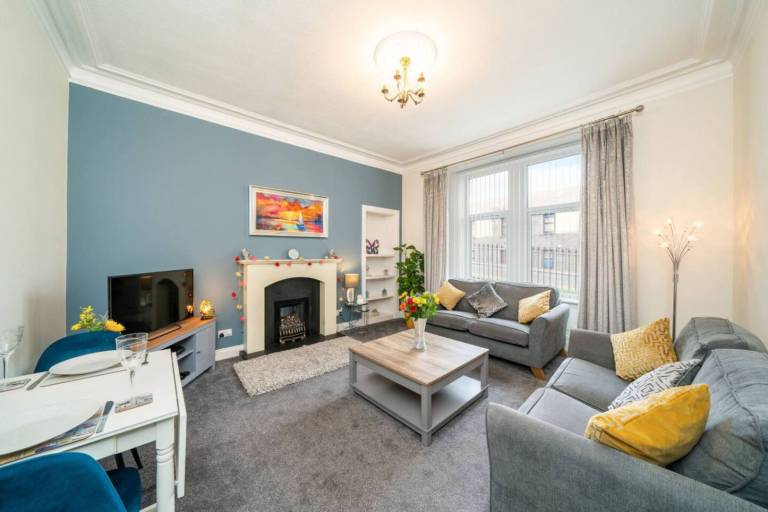 Apartment with garden in Dundee