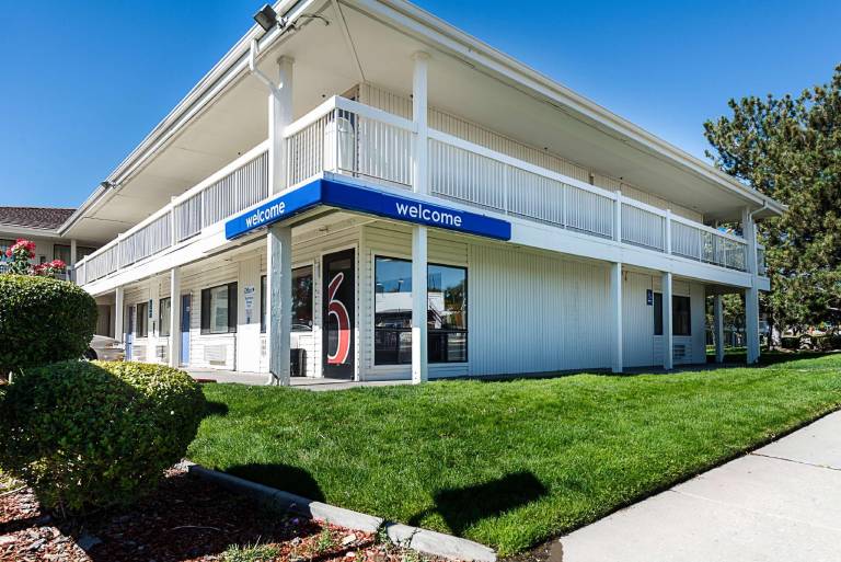 Motel 6 Sparks, NV - Airport - Sparks — photo 2