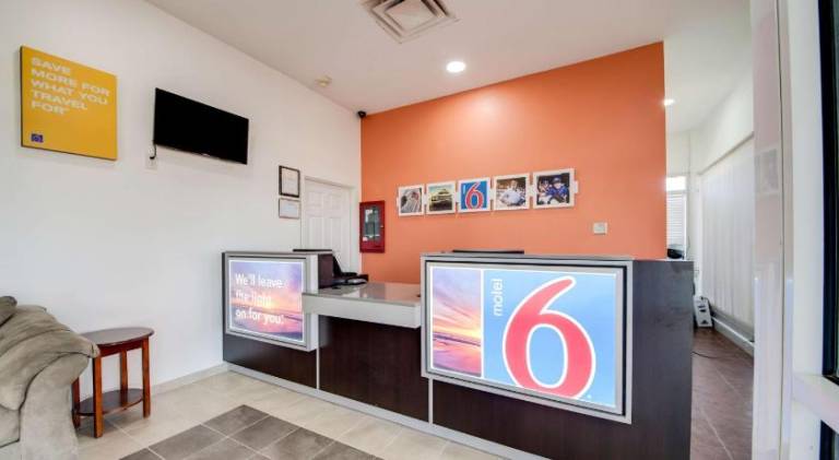 Motel 6 Jennings, LA — photo 2