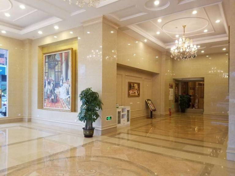 Vienna 3 Best Hotel Dongguan Liaobu Auto City — photo 3