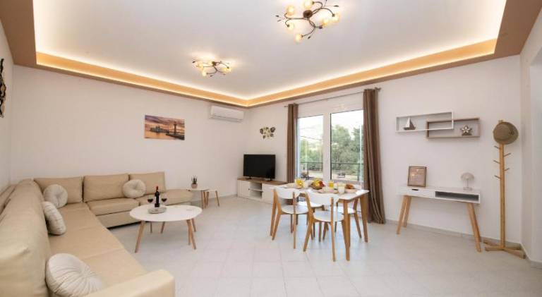 Apartment with 2 rooms for 4 persons — photo 2