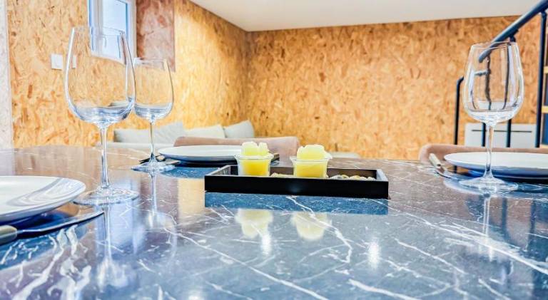 Ample rental apartment with pool | Pets are welcome — photo 3